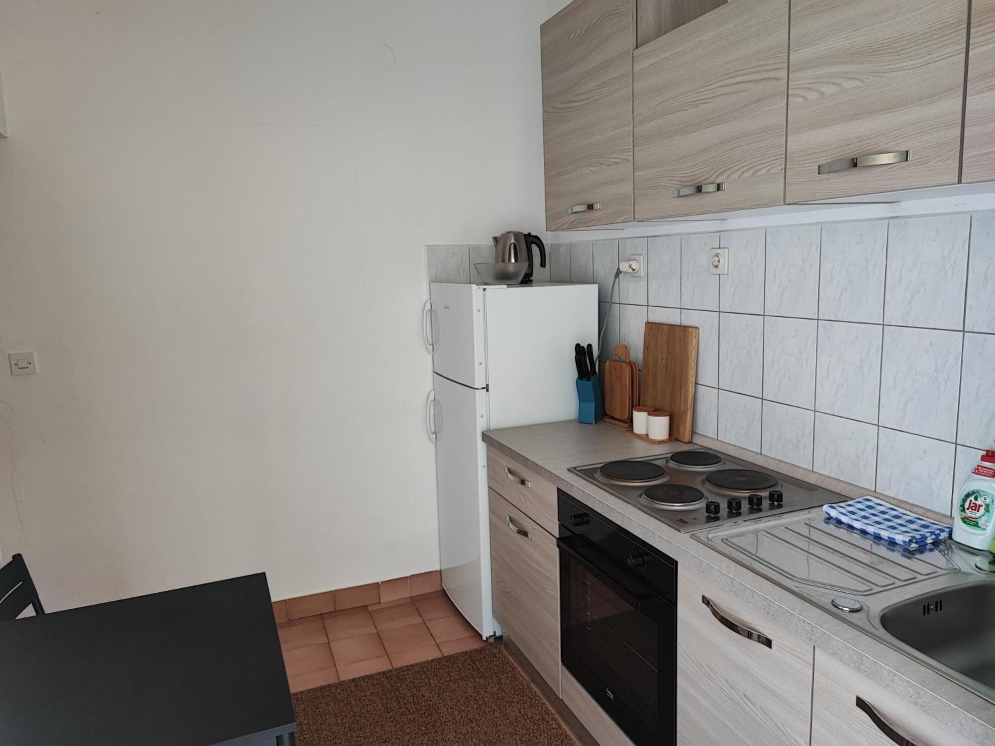 Apartments And Rooms Batos ザヴァラ 部屋 写真